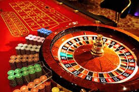 Studio dealer langsung Speed Baccarat agenbet dengan kartu dan meja permainan profesional